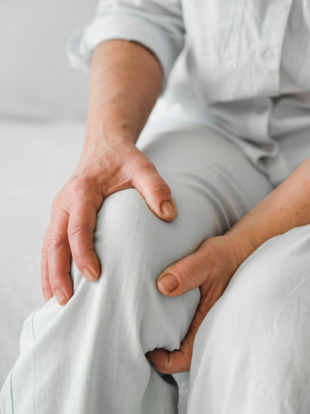 Osteoarthritis: Symptoms, Causes, Treatment and Pain Management